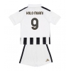 Camiseta Juventus Randal Kolo Muani #9 Primera Equipación Replica 2026-27 para niños mangas cortas (+ Pantalones cortos)